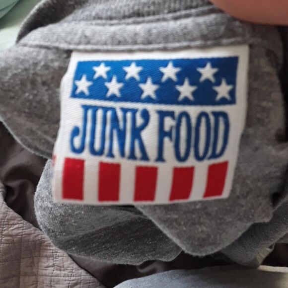 Junk Food San Diego Chargers Gray Distressed Graphic Shirt Football Game - Picture 5 of 6